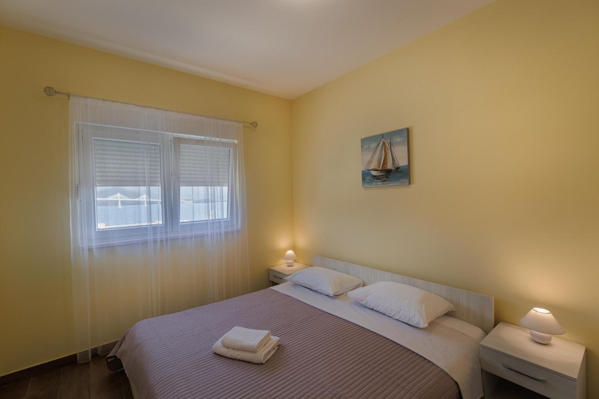 Apartman Maja Komarna Esterno foto