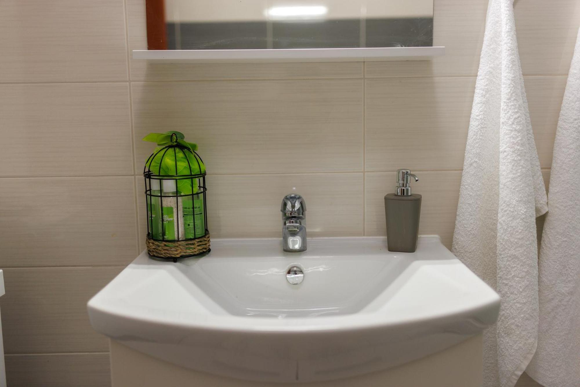 Apartman Maja Komarna Esterno foto